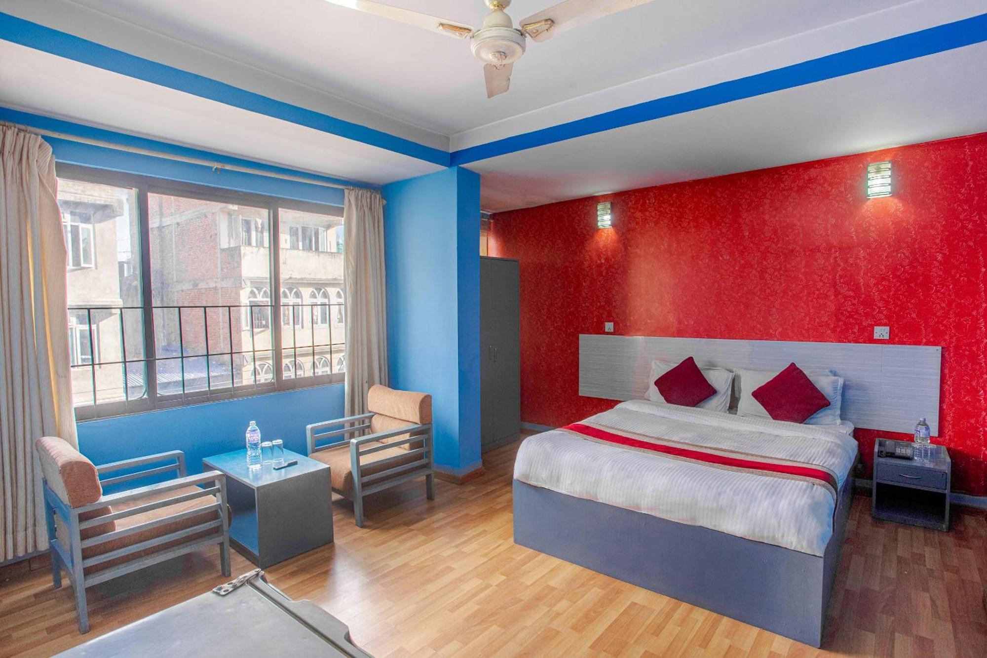 Oyo 808 Hotel Om Ganapati Pvt Ltd 加德满都 外观 照片