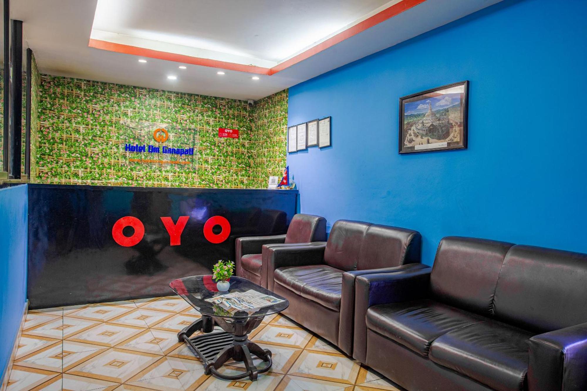 Oyo 808 Hotel Om Ganapati Pvt Ltd 加德满都 外观 照片